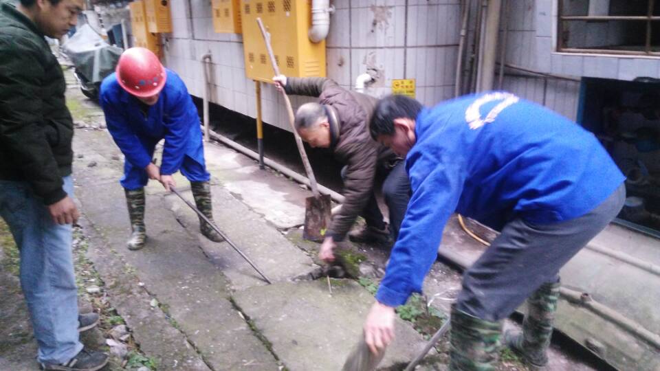 江东清掏化粪池、管道疏通一站式服务<高效><技术><可靠>